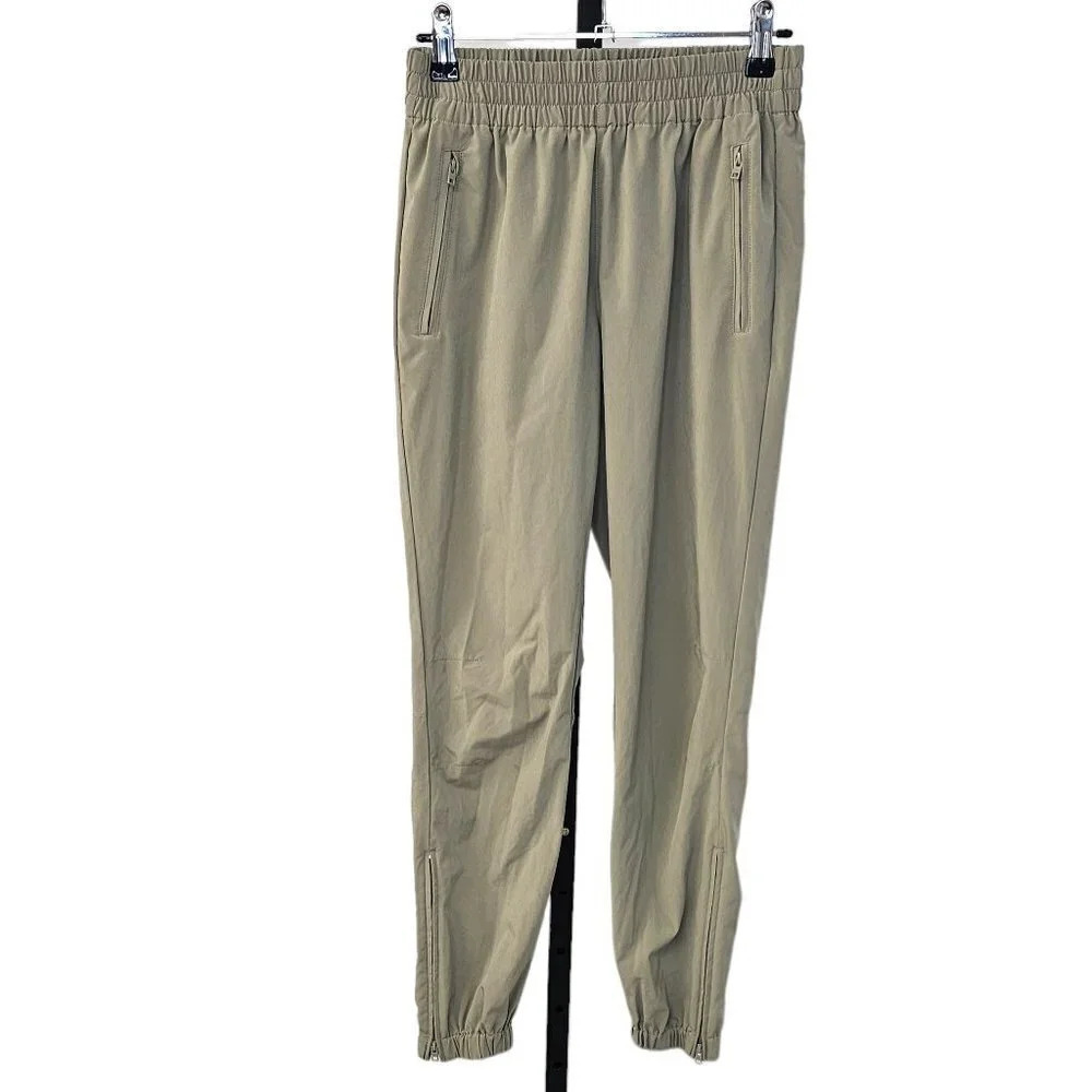 Aritzia TNA  Riley Lightweight Pull On Pants Size XS